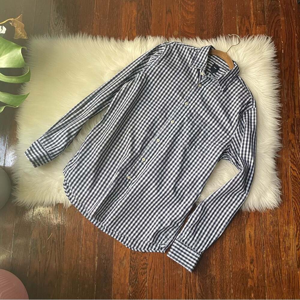 GAP Blue Gingham Button Down Shirt Size Medium